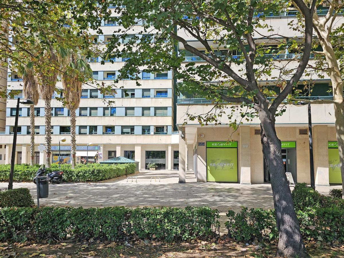 Apartamentos Las Ciencias B Валенсия Экстерьер фото