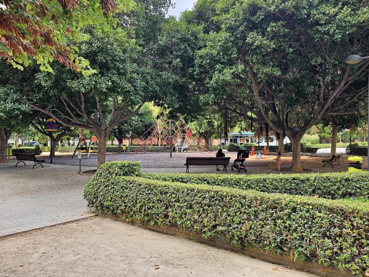 Apartamentos Las Ciencias B Валенсия Экстерьер фото